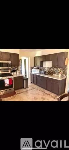 Main picture of 3105 Covedale St