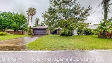 Main picture of 1157 Bay Ct