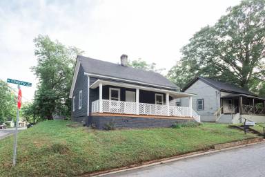 Main picture of 519 W Cherry St