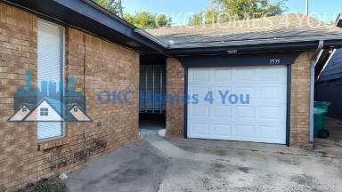 Main picture of 3525 NW 51st St