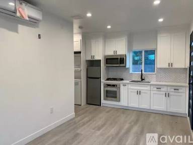 Main picture of 6922 Sylvia Ave