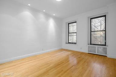 Main picture of 105 E 88th St