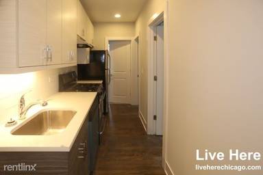 Main picture of 3915 N Janssen Ave