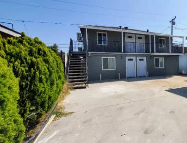 Main picture of 4734 E 57th St