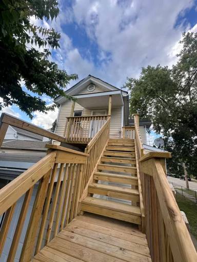 Main picture of 641 Sycamore St