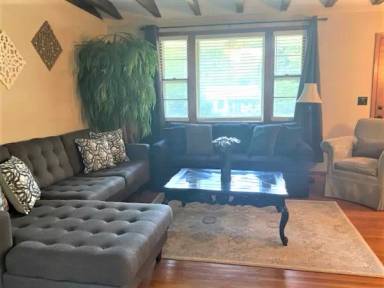 Main picture of 2618 Lakeland Dr