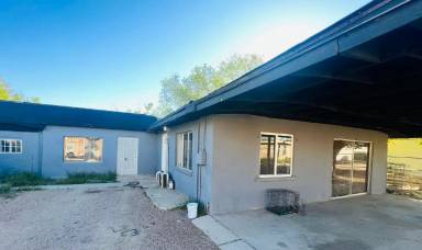 Main picture of 318 Austin St