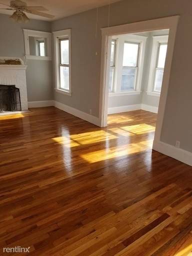 Main picture of 60 Foster St