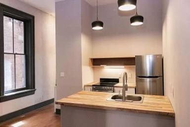 Main picture of 207 W McMicken Ave