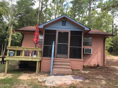 Main picture of 1206 Bacon Rd