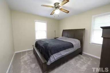 Main picture of 105 Castle Manor Ct