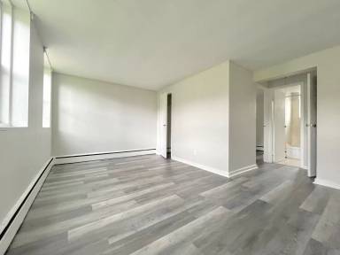Main picture of 64 Linda Dr
