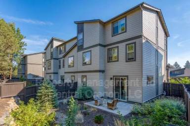 Main picture of 3063 NW Canyon Springs Pl