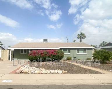 Main picture of 7526 E Portland St