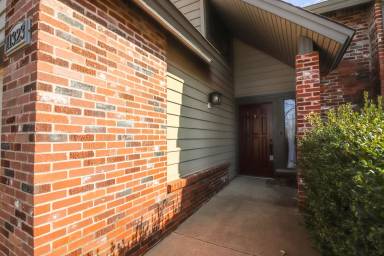 Main picture of 11323 S Ash St