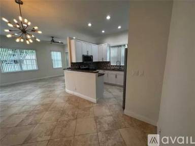 Main picture of 3440 NE 15th Ave