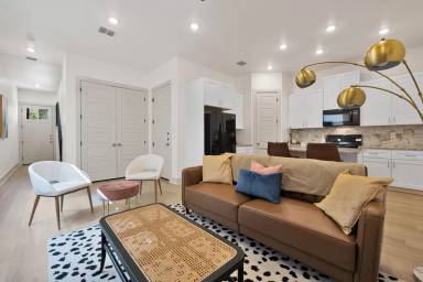 Main picture of 5150 Kelwood St