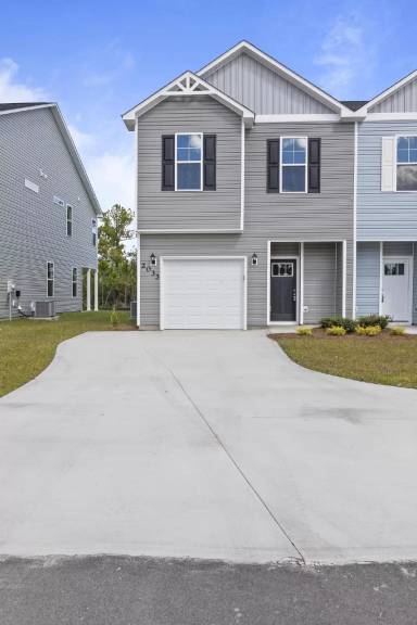 Main picture of 2033 Folkstone Woods Ln