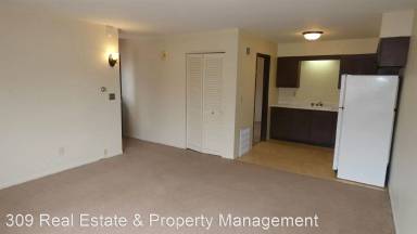 Main picture of 1513 Sara Ln