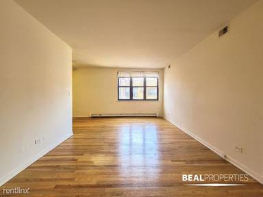 Main picture of 530 W Aldine Ave