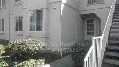 Main picture of 342 Chris Cmn