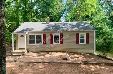 Main picture of 217 Pleasant Ridge Ave