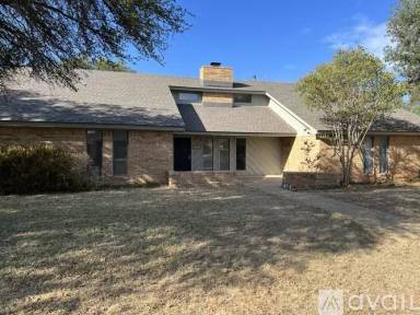 Main picture of 3817 Lake Ridge Dr