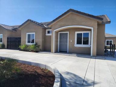 Main picture of 8521 Grandy St