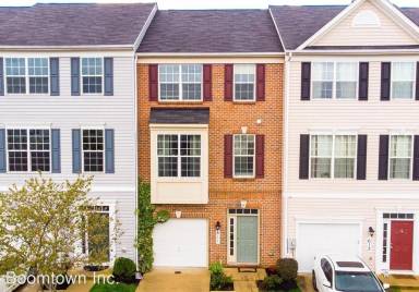Main picture of 611 Amberfield Rd