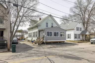 Main picture of 15 Pine St