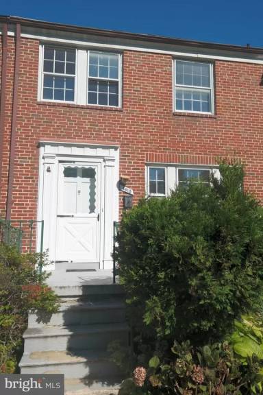 Main picture of 1418 N Forest Park Ave