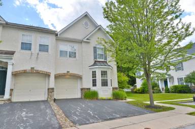 Main picture of 200 Rolling Hill Dr