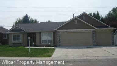 Main picture of 831 W Oakmont Ave