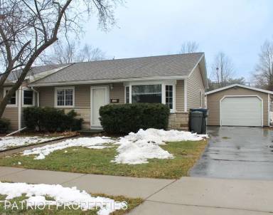 Main picture of 733 Connie Rd