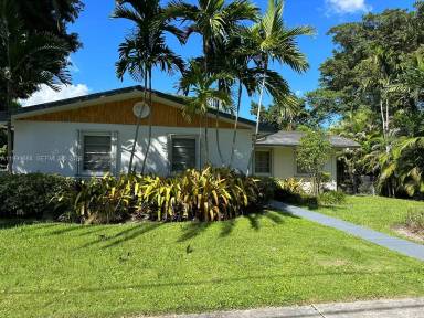 Main picture of 3755 Oak Ave
