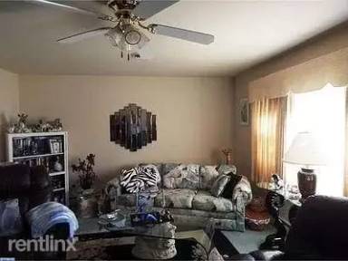 Main picture of 708 N Washington St
