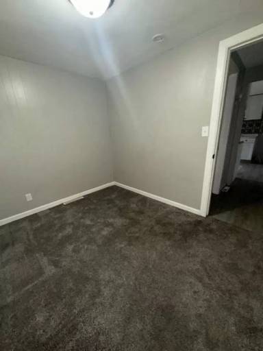 Main picture of 805 N Hudson Ave