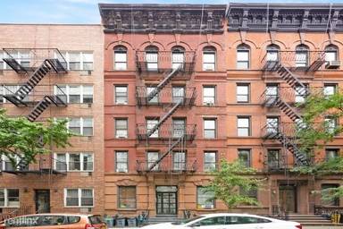 Main picture of 507 E 83rd St