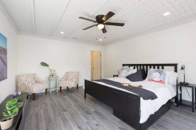 Main picture of 2901 Royal Palm Cir