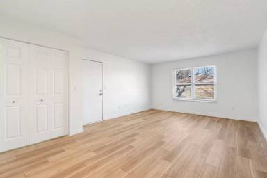Main picture of Southcreek Apartments