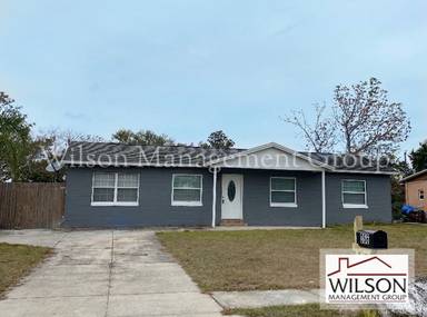 Main picture of 366 Notre Dame Dr