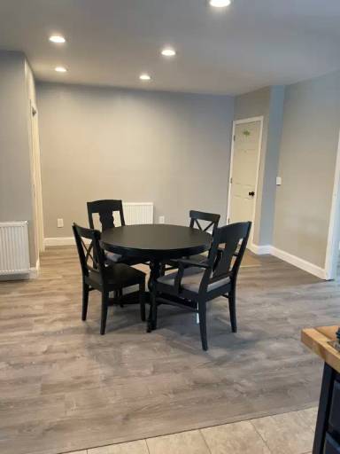 Main picture of 227 Savage Rd