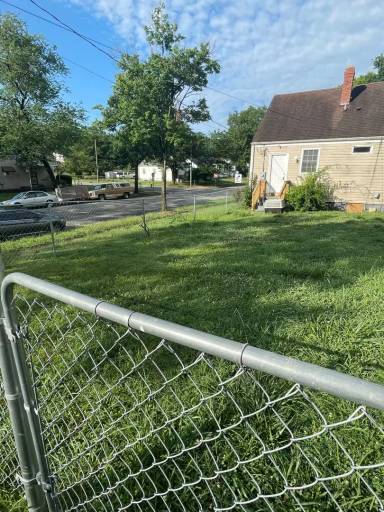 Main picture of 1010 E 17th St
