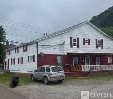 Main picture of 305 Plum St