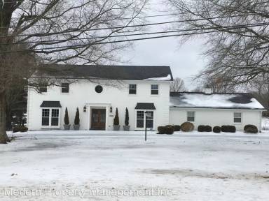 Main picture of 2436 Walnut Grove Ln