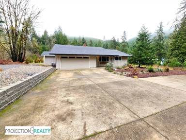 Main picture of 30083 Scappoose Vernonia Hwy