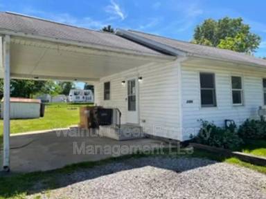 Main picture of 2056 McKinley Ave