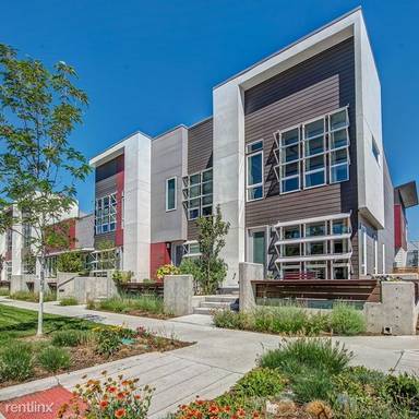 Main picture of 2805 W 52nd Ave