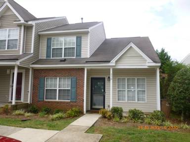 Main picture of 300 Malamute Ln