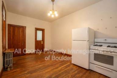 Main picture of 2408 8th St